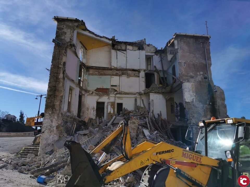 Comença lenderrocament de ledifici dAlcassares