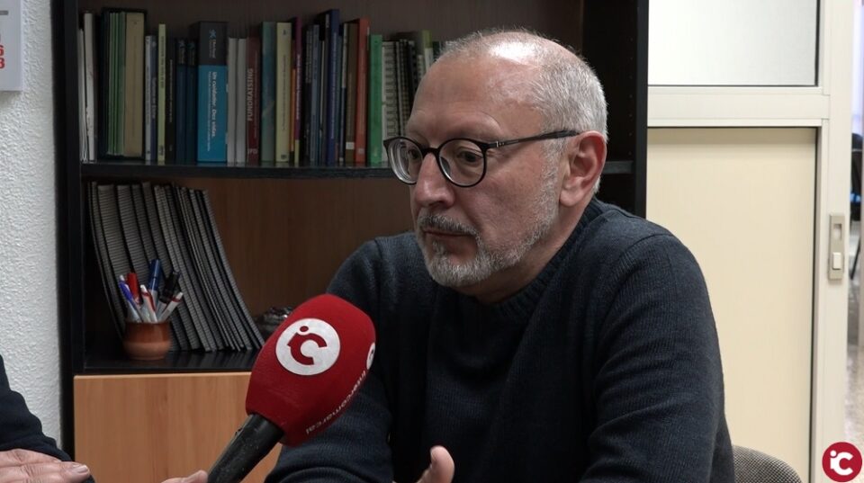 EL FILO DE LAS MARIPOSAS de Luis Fernando de Julián. Un