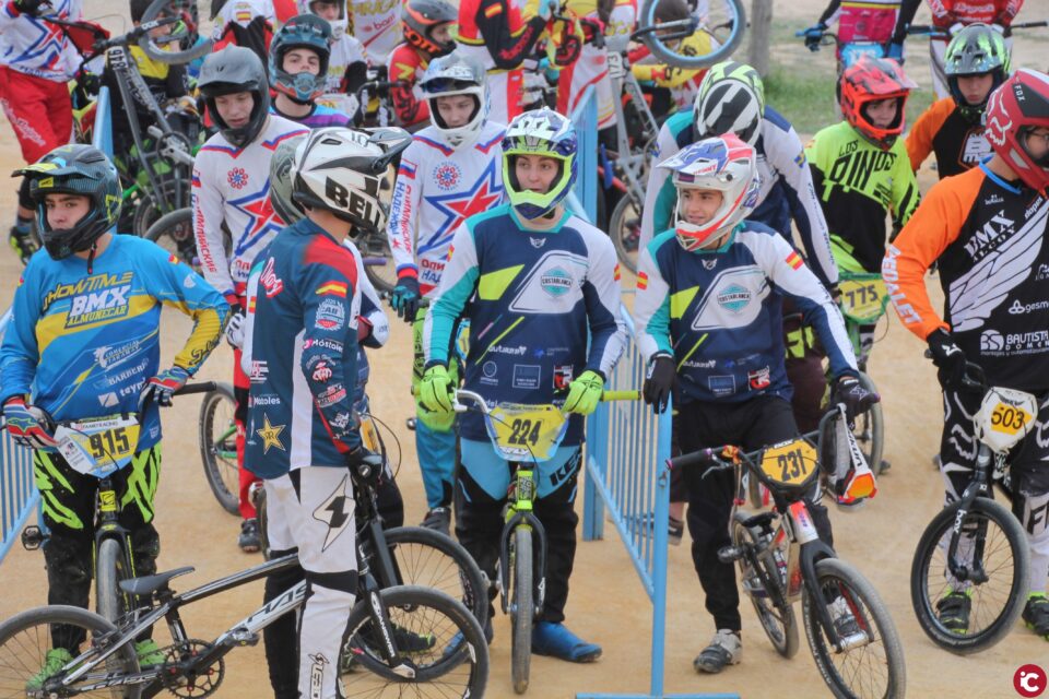 El Campello acoge las dos primeras pruebas de la Copa de España de circuito BMX