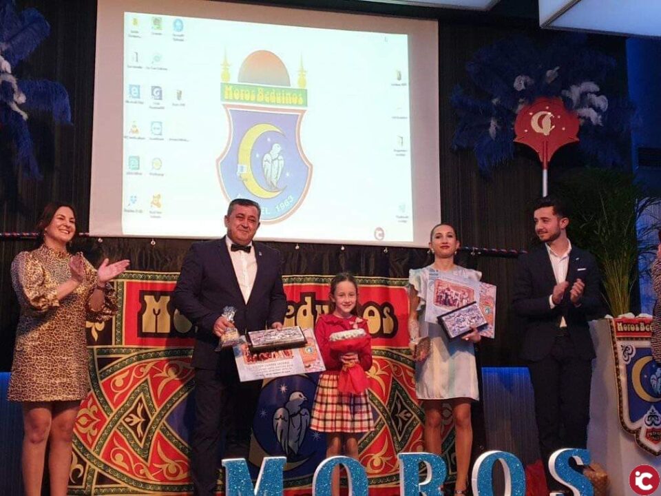 Casi 200 personas asisten a la Cena-homenaje de la Comparsa Moros Beduinos