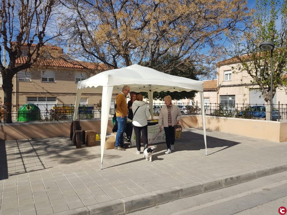 Ya se encuentra en marcha el sistema de recogida puerta a puerta en La Constancia