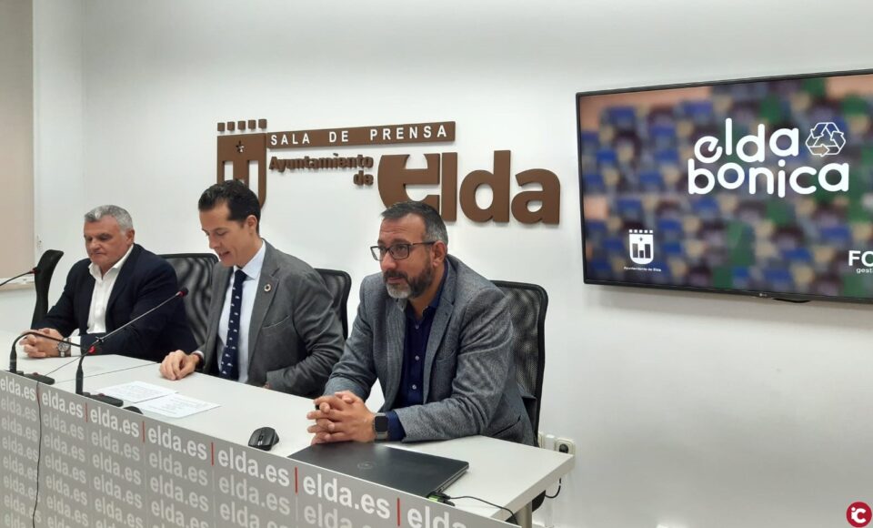 Elda aumenta un 70% la recuperación de envases ligeros y un 44% la de papel y cartón tras la instalación de 170 islas de reciclaje