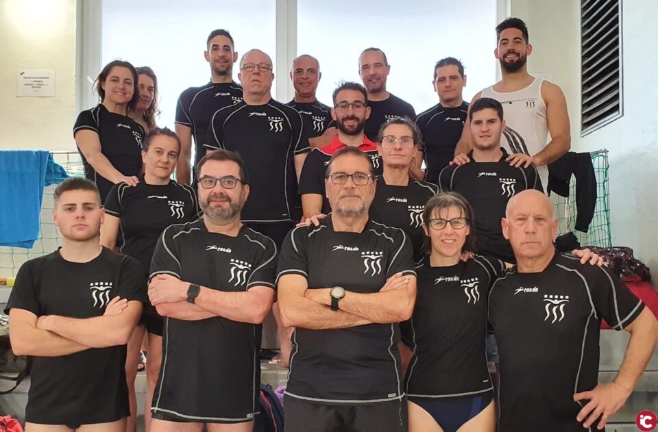 El Natación Elda Máster sacó muy buena nota en Petrer