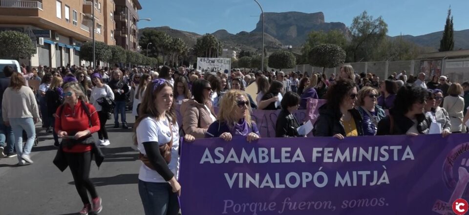 Manifestación en Elda-Petrer con motivo del Día Internacional de la Mujer
