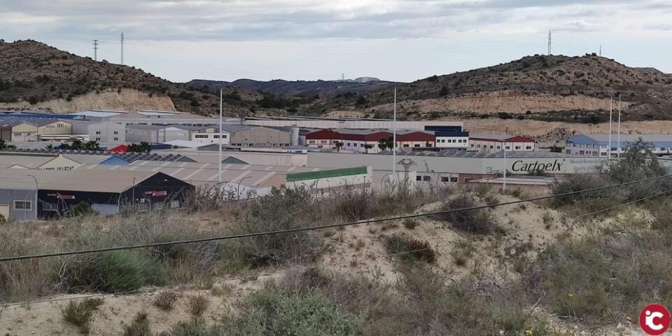 El Ayuntamiento solicita al IVACE ayudas para la seguridad de Los Polígonos Tres Hermanas