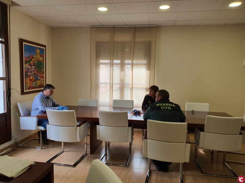 Villena repartirá mascarillas en el transporte público en la vuelta al trabajo