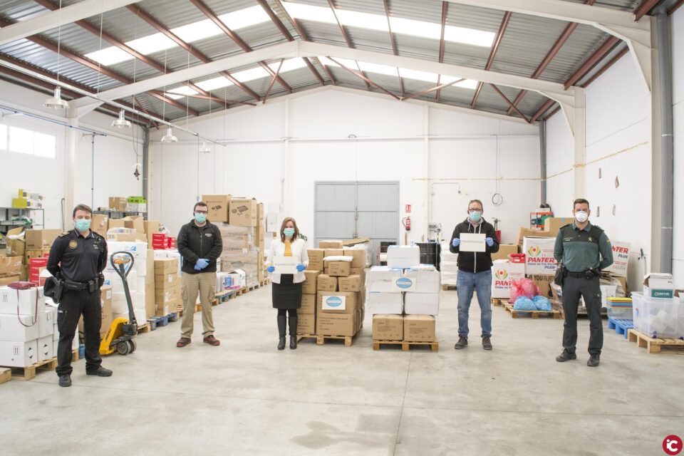 Xixona se vuelca con la donación de material de protección