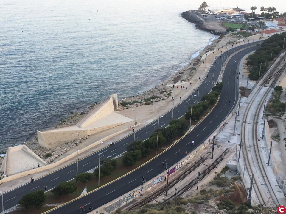 El Ayuntamiento amplía las zonas peatonales y crea siete nuevos espacios para facilitar los paseos y hacer deporte los fines de semana en Alicante