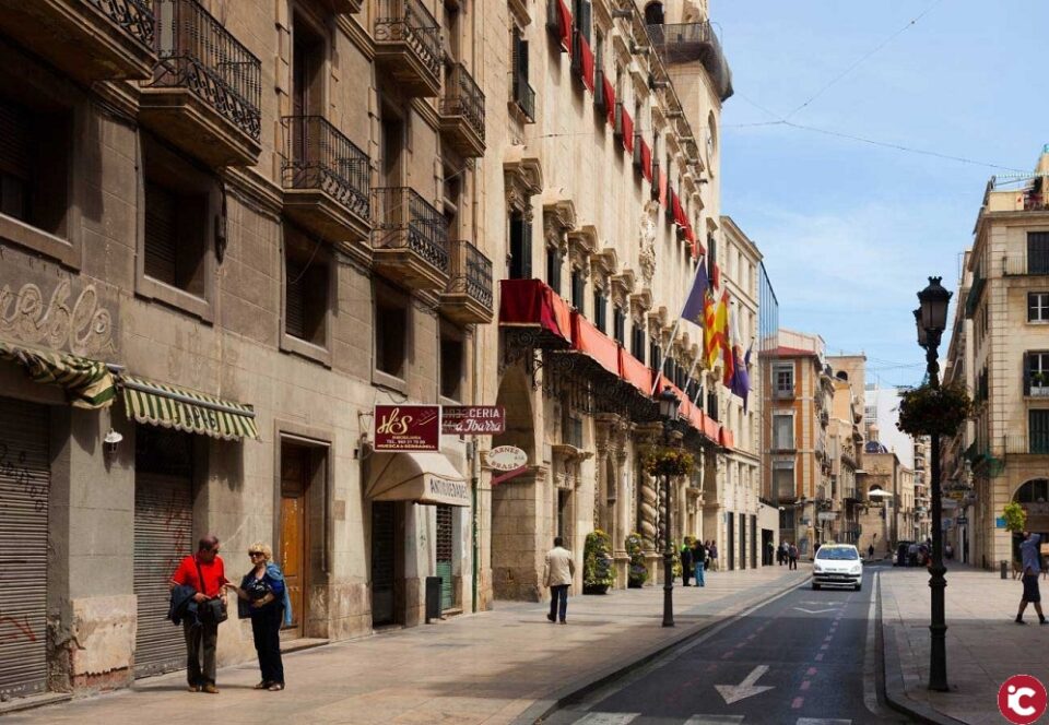 La comisión de Hacienda da el visto bueno a los presupuestos del Ayuntamiento de Alicante de 262 millones de euros para 2020 que serán aprobados definitivamente en el Pleno extraordinario del próximo viernes