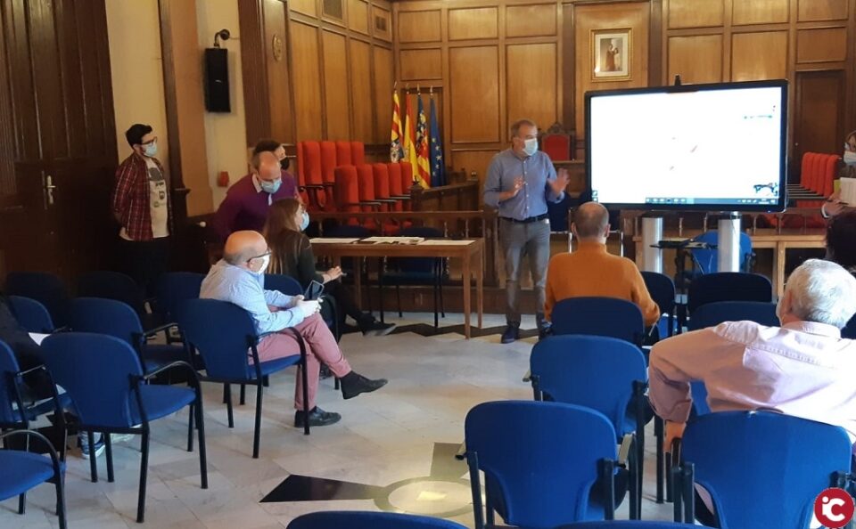 Lajuntament dAlcoi farà per a vianants alguns carrers per facilitat la mobilitat amb distància de seguretat