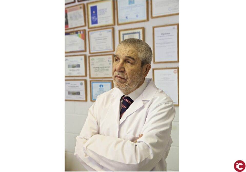 La Universitat d'Alacant dissenya un nou bioadhesiu per al tancament de ferides en humans i animals que permet regenerar teixits