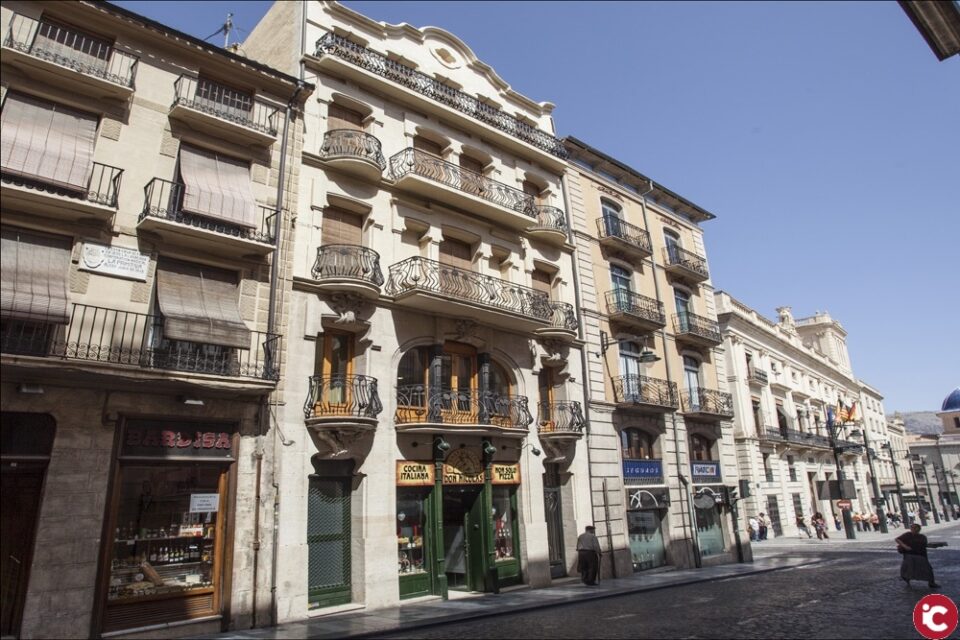 Les ajudes per a pagar els subministraments bàsics i les bonificacions de la brossa i l'aigua es podran demanar a partir del 15 de juny