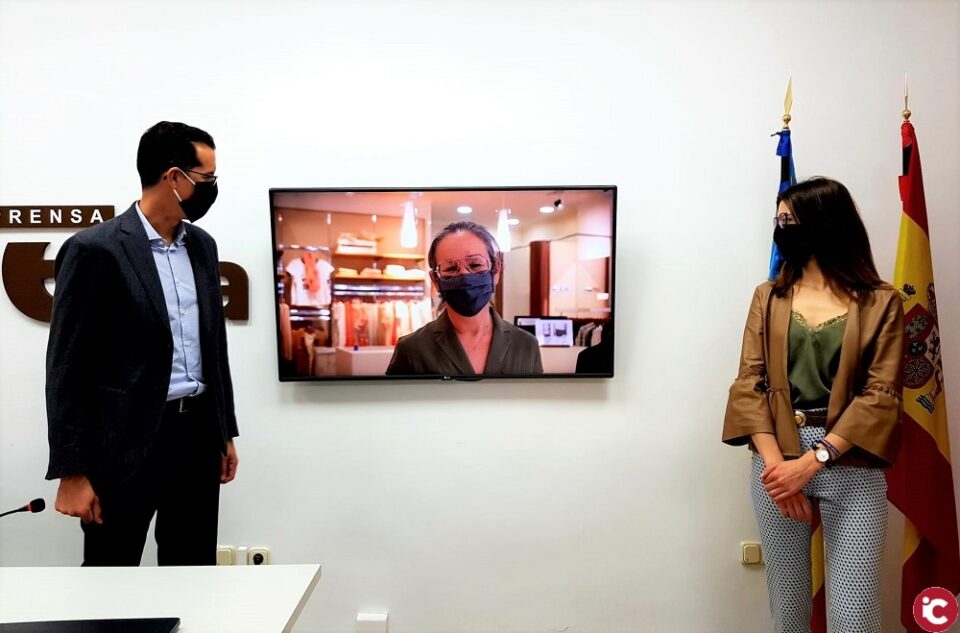 El Ayuntamiento lanza la campaña Es el momento de Elda para incentivar las compras en los comercios de la ciudad