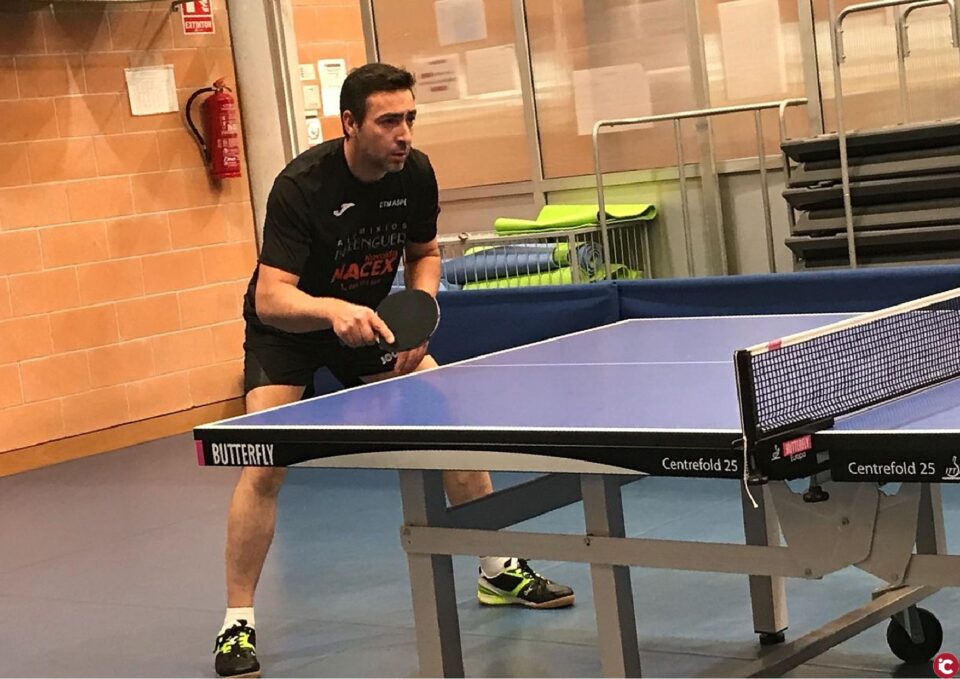 Vuelve la actividad a las instalaciones deportivas municipales de Aspe