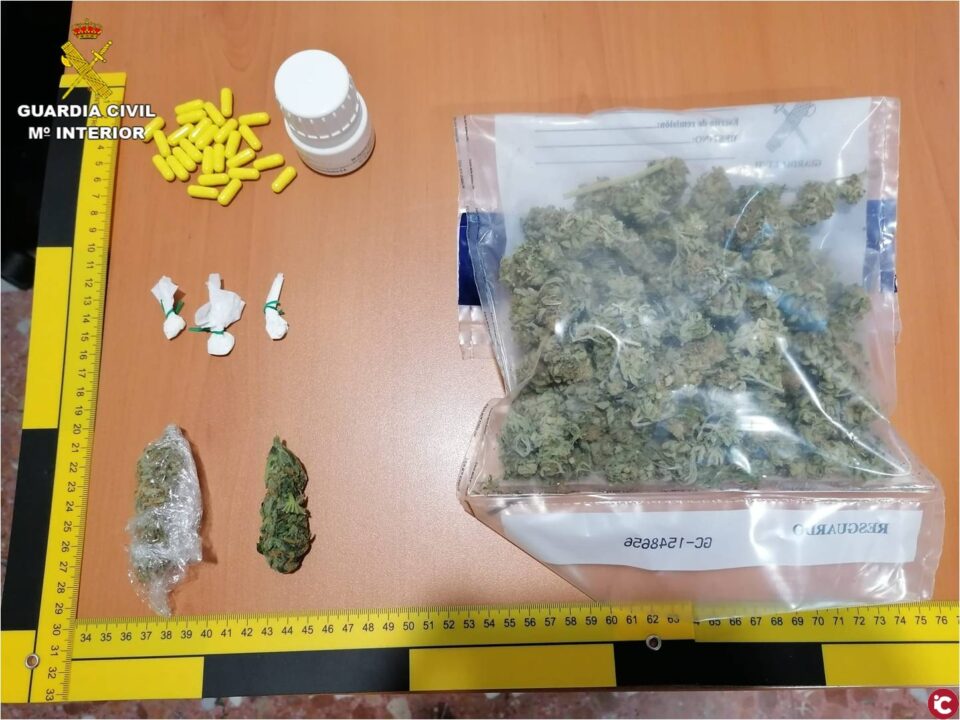 La Guardia Civil desmantela otro punto de venta de drogas en un barrio de Villena