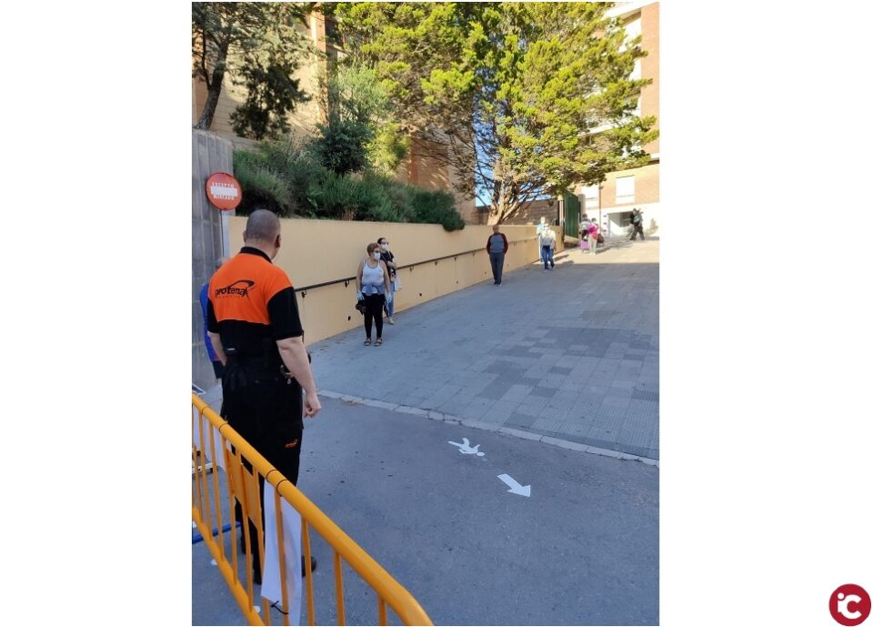 22 puestos de ropa y accesorios se incorporan al mercadillo el próximo miércoles