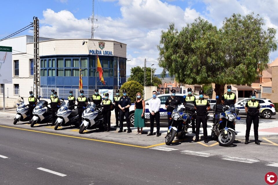 Petrer completa la incorporación de 12 nuevos agentes interinos a la plantilla de la Policía Local con los que se reactivan las secciones de Barrios y Tráfico