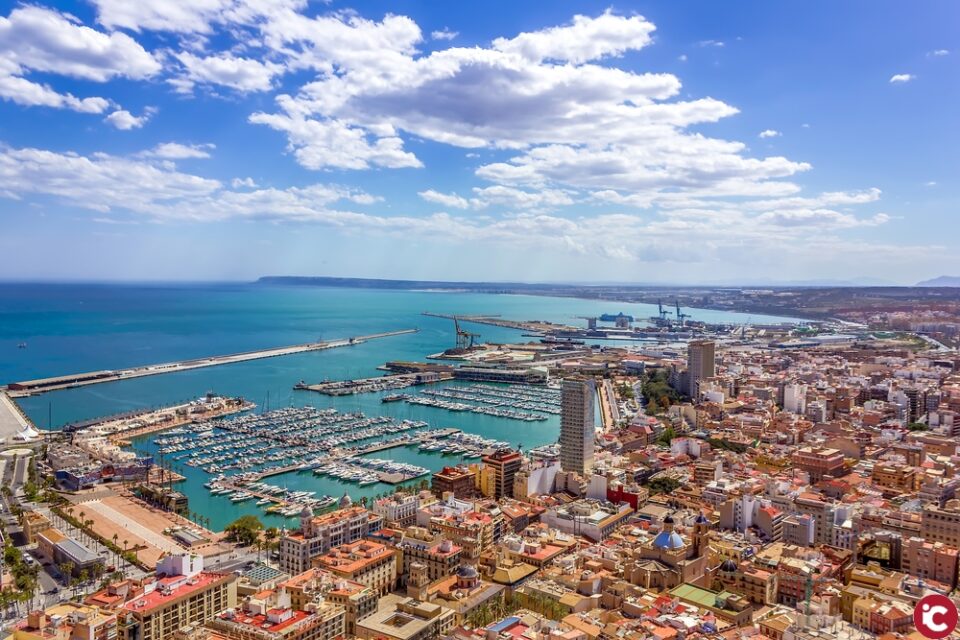 El Ayuntamiento invita a los alicantinos a dar a conocer los comportamientos ejemplares de los vecinos de la ciudad durante la pandemia