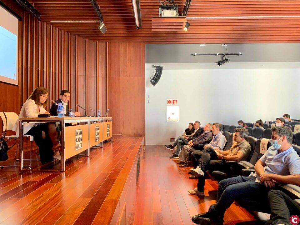 Ivam Cada Alcoi acull lacte de lliurament de premis del concurs de redacció del projecte de lantiga fundició de Rodes