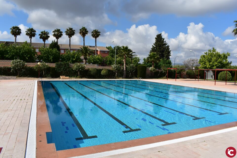 Petrer abre las piscinas de verano el lunes 22 de junio con aforo limitado y cita previa