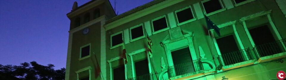 La fachada del Ayuntamiento de Elda se teñirá de verde para luchar contra la ELA