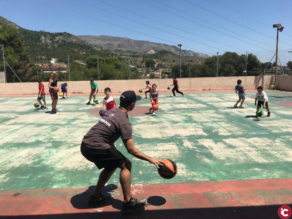 El Nou Bàsquet Alcoi clausura la temporada con el final del VII Campus Paco Doménech y ya trabaja en la próxima