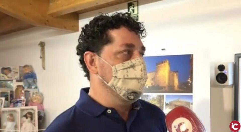 Visitem el Museu de la Nina acompanyats del regidor de turisme amb motiu de la nova campanya turística: Fet en Onil. Garantia de felicitat