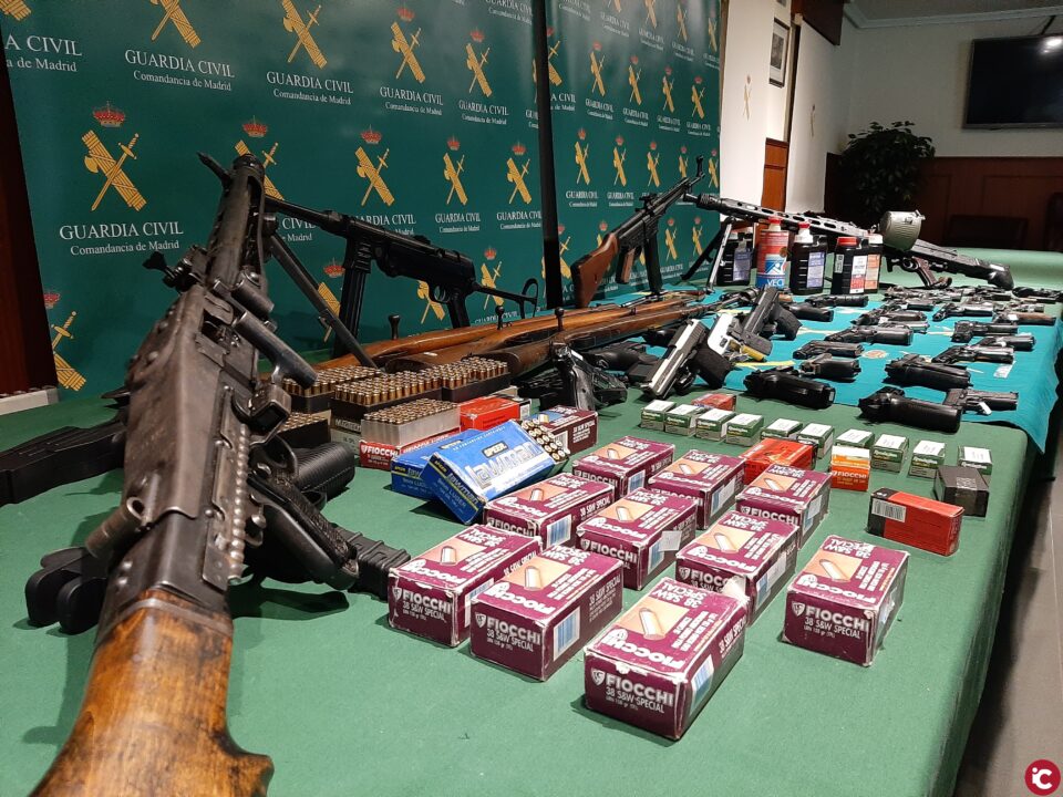 Desarticulada una red de tráfico de armas para el crimen organizado