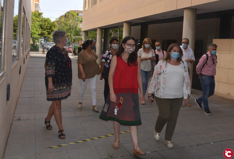 Ayuntamiento y Generalitat acuerdan medidas para agilizar la tramitación de las ayudas a las familias afectadas por la pandemia