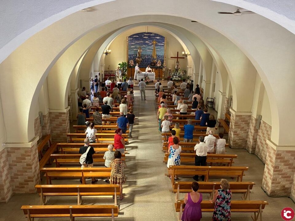 Sentida Misa en honor a la Virgen del Carmen