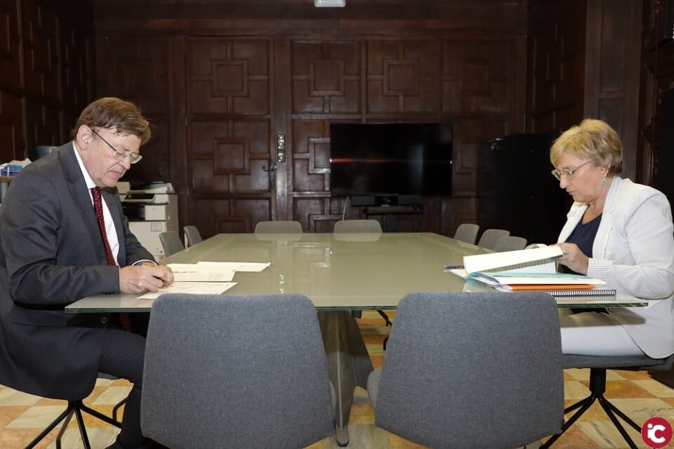 Ximo Puig anuncia el desbloqueo de la carrera y el desarrollo profesional del personal interino y fijo de Sanidad que beneficiará a 43.000 empleados y supondrá una inversión de 120 millones