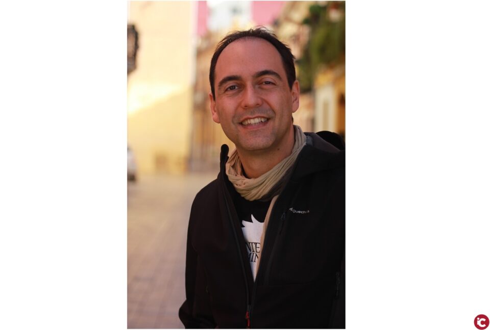 La Diputación reconoce a Iván Carbonell Iglesias como ganador de la XXV edición del Premio Enric Valor