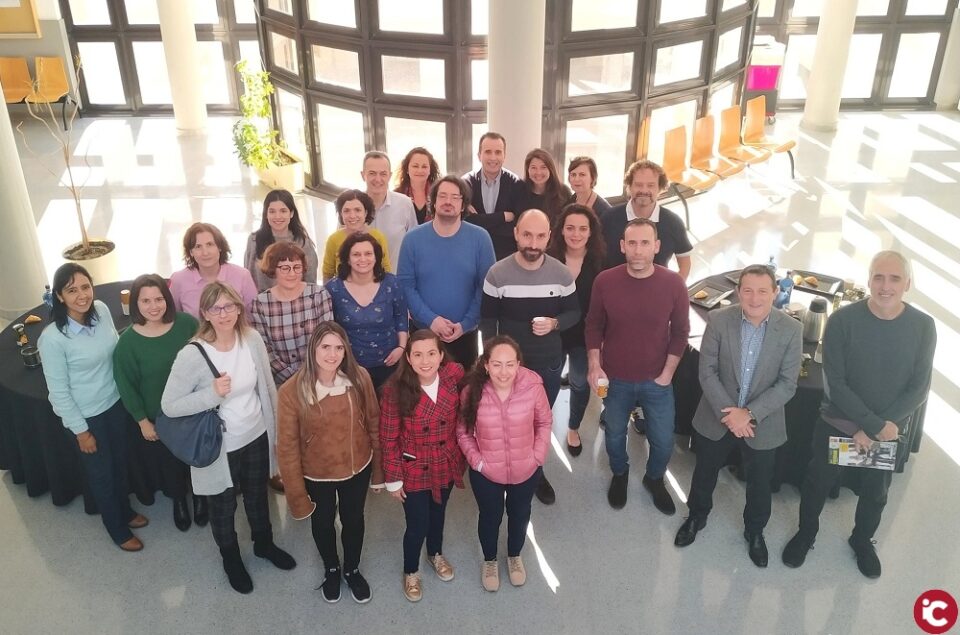 La UA llança el III curs sobre intel·ligència estratègica per a millorar la gestió de la informació i el coneixement en organitzacions innovadores