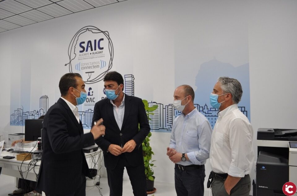 La atención ciudadana del Ayuntamiento supera en dos meses el movimiento de los seis anteriores con 51.700 peticiones y la gestión de 11.493 certificados e informes en Alicante