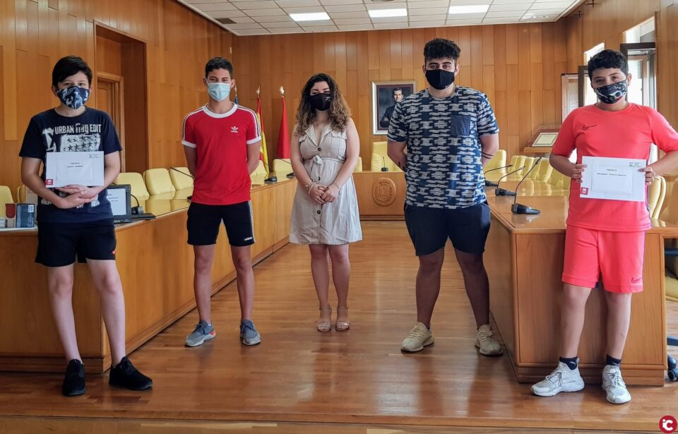 La Concejalía de Juventud entrega los premios a los ganadores de los torneos online de Fortnite y FIFA 2020 y de la yincana virtual