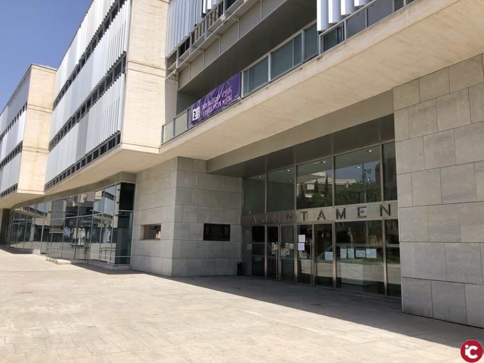 Hacienda propondrá al pleno la exención del impuesto sobre Vehículos de Tracción Mecánica para personas con movilidad reducida