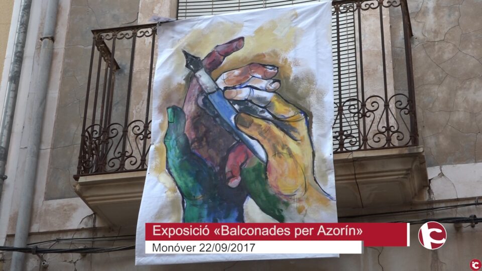 Monòver tornarà a lluir les balconades 2020 als balcons tradicionals de la Plaça de la Sala amb temàtica relacionada amb el COVID19