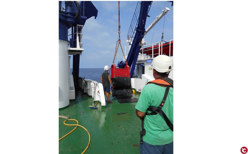 La Universitat d'Alacant i l'Institut Espanyol d'Oceanografia reprenen l'estudi de les espècies vulnerables en l'Escarpe de Mazarrón