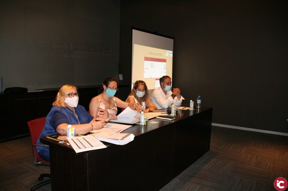 La asociación Turismo Alicante Interior incorporará los paseos a caballo a su catálogo de destino