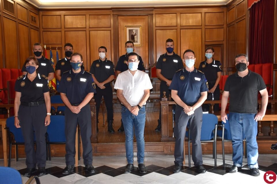 Prenen possessió 2 oficials i 6 agents de la Policia Local