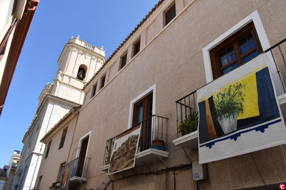 Petrer inaugurará septiembre llenando de arte los balcones del centro histórico