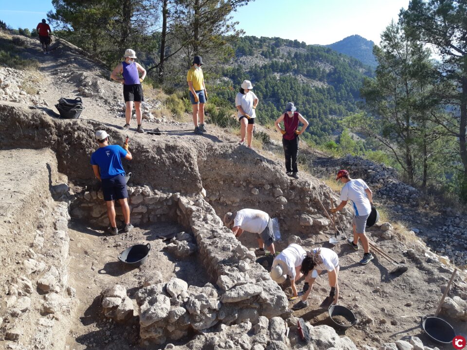 L'Ajuntament vol declarar BIC el poblat fortificat andalusí del Castellar