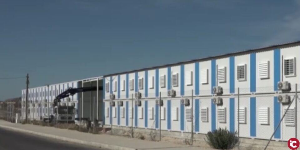 El Partido Popular denuncia que las prefabricadas que han de acoger al alumnado del IES Azorín estén sin acondicionar