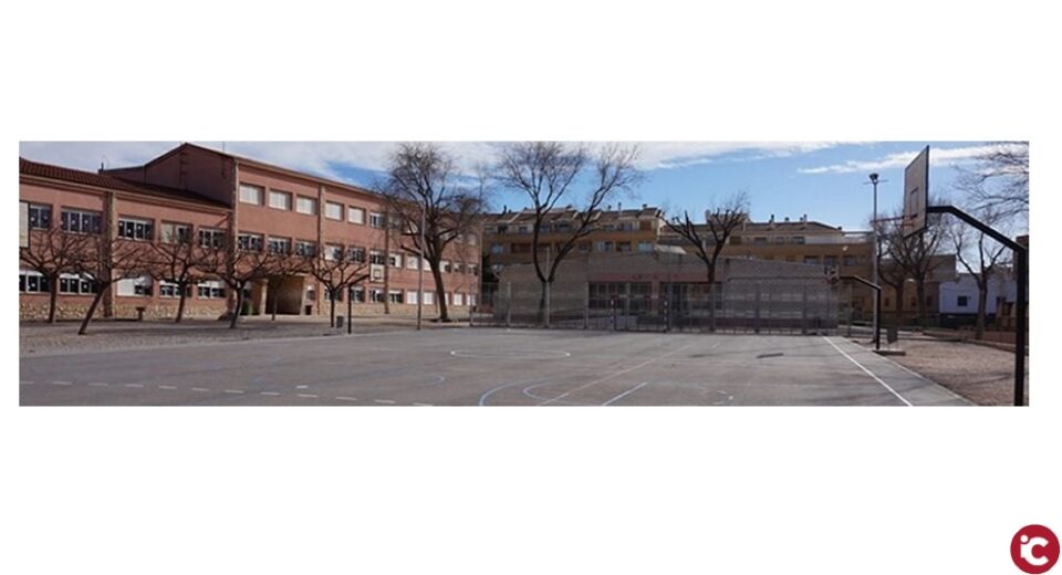 Todo el personal del área de Educación del Ayuntamiento de Villena está operativo en este primer día de inicio del curso escolar 20/21