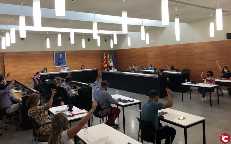 El pleno aprueba la solicitud de competencias a Conselleria para tres actuaciones del Plan Edificant