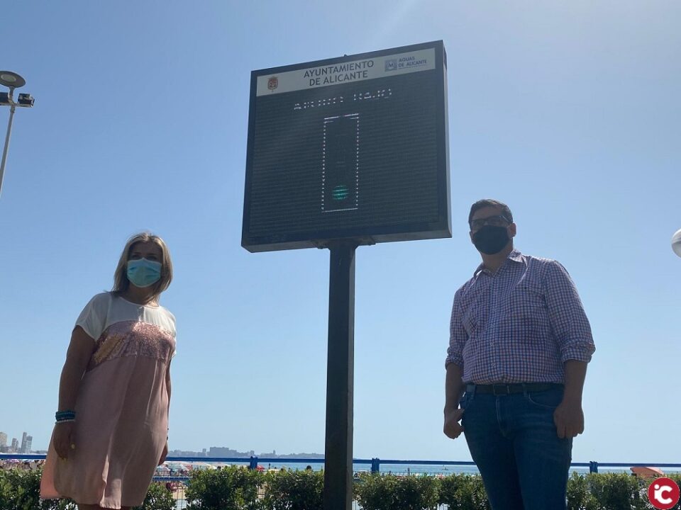 Más de 135.000 personas han disfrutado este verano de la Playa de Postiguet