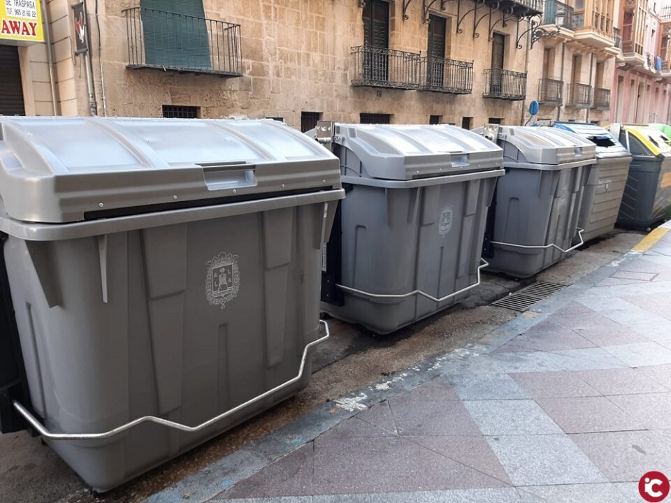 El Ayuntamiento comienza a renovar 1.100 contenedores para mejorar la recogida de residuos