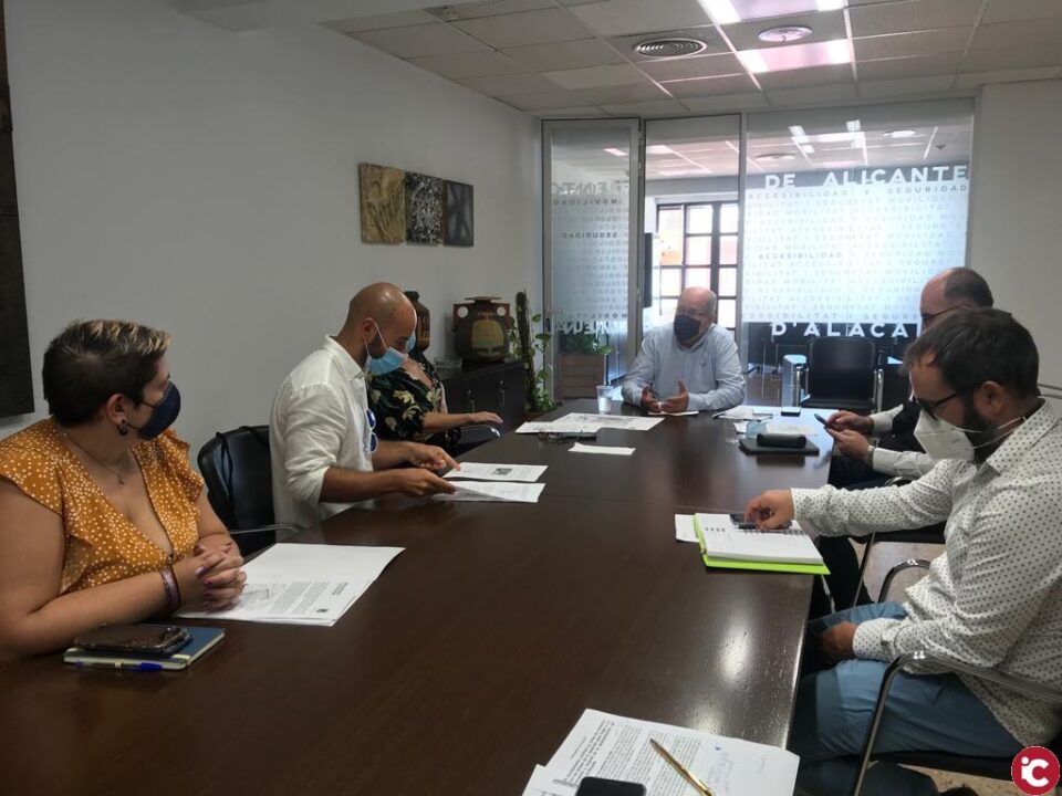 El Ayuntamiento continúa la ronda de contactos con los grupos de la oposición para llegar a un consenso y acuerdo en la peatonalización del centro de Alicante