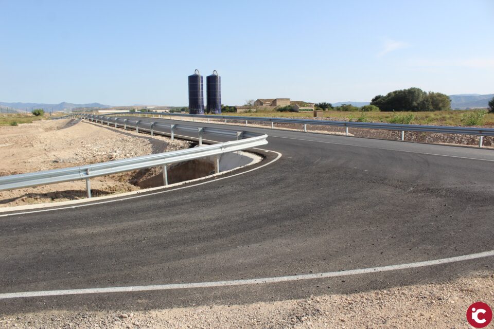 El Conseller de Obras Públicas visita Villena para conocer los trabajos de drenaje que Consellería ha llevado a cabo en la CV-809