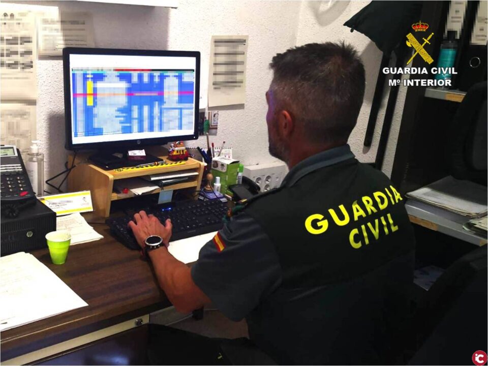 La Guardia Civil desarticula una banda criminal que había estafado más de 80.000 euros a sus víctimas